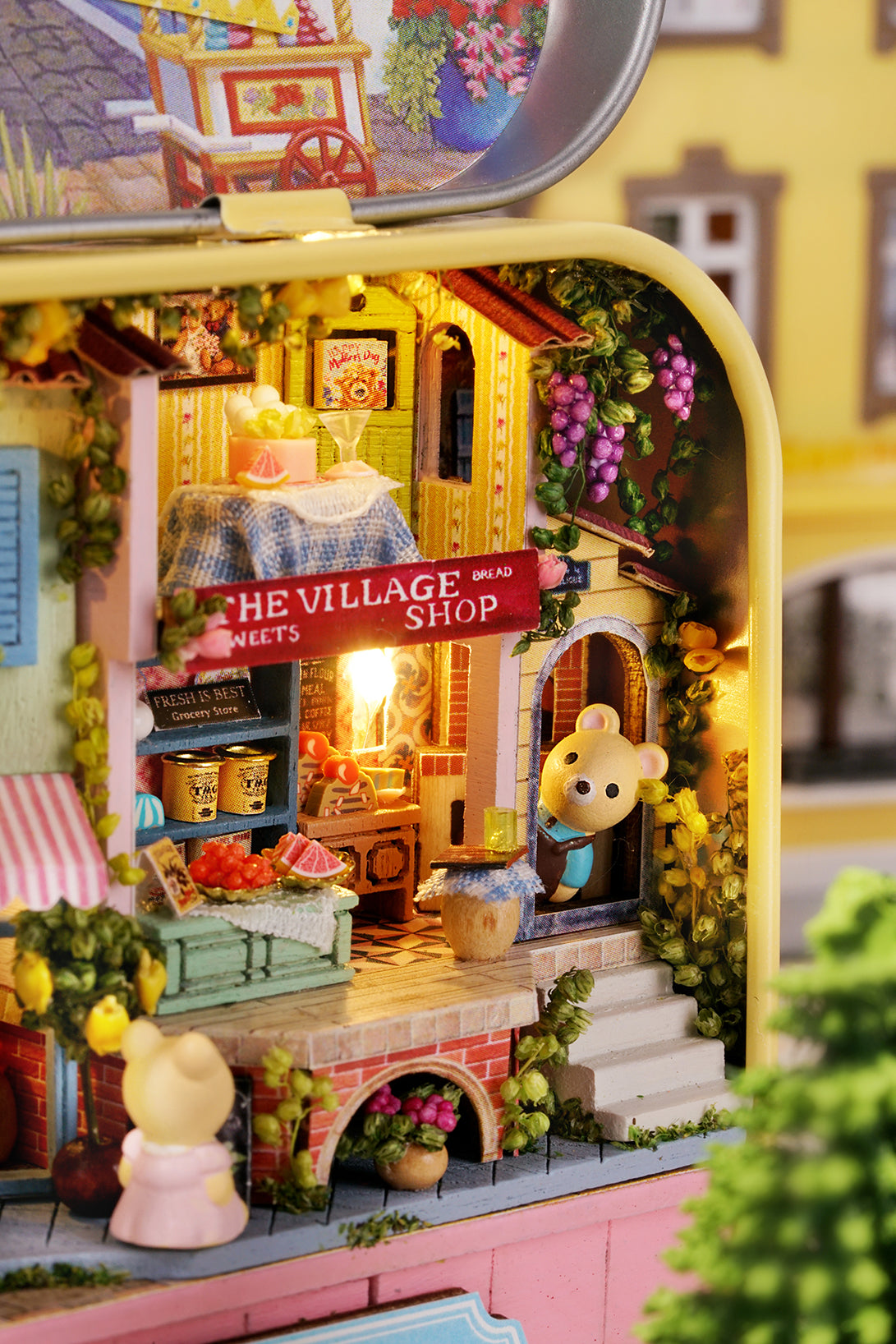 Lucky Market Box Theatre – Dreamland Trilogy Miniature Kit | DIY Handcrafted Scene by TJWFUNFUN