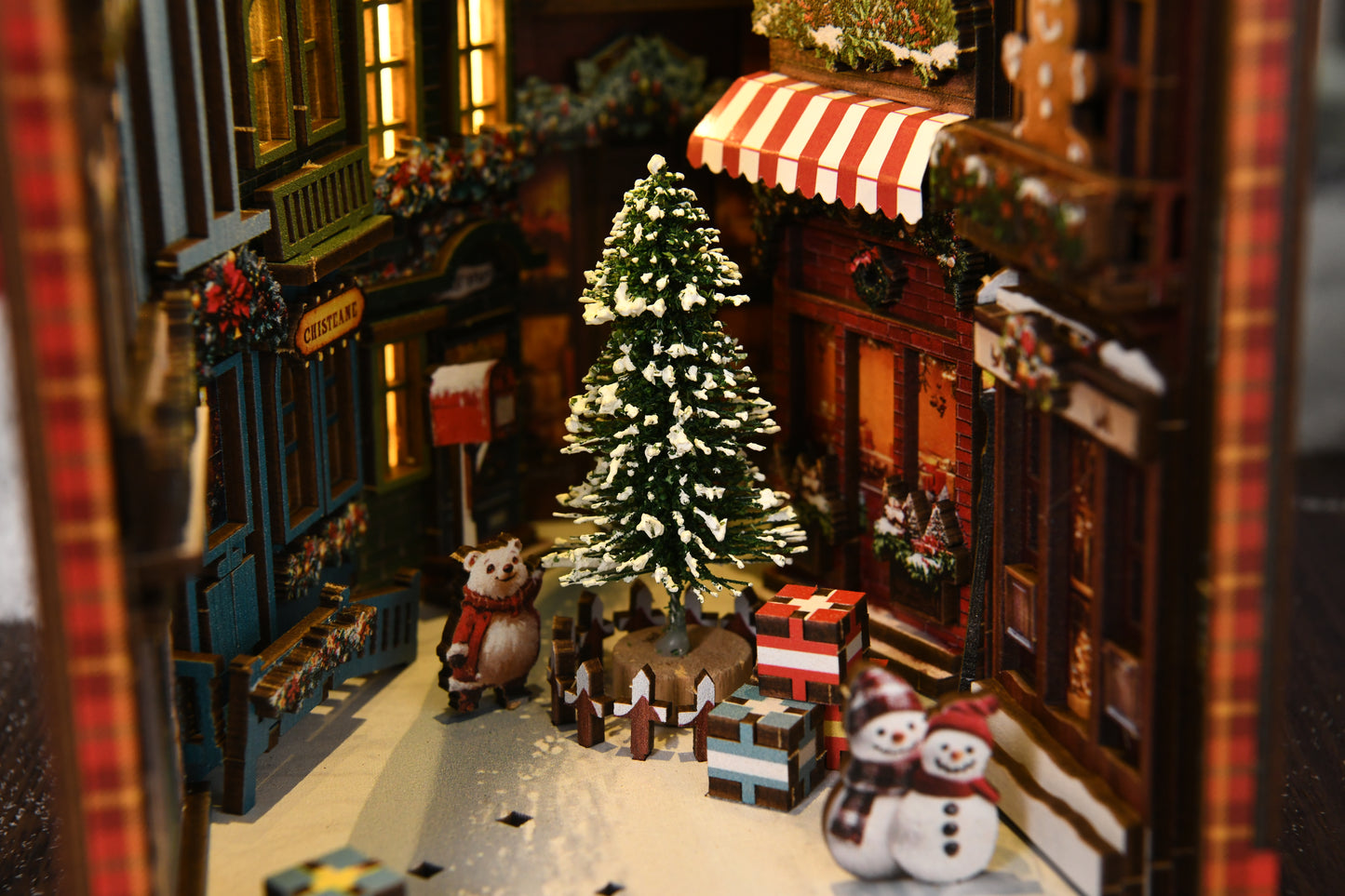TJWFUNFUN Whispers of Stories Collection – Christmas Street Corner DIY Mini House Booknook, 296 PCS, Difficulty ★★★★☆