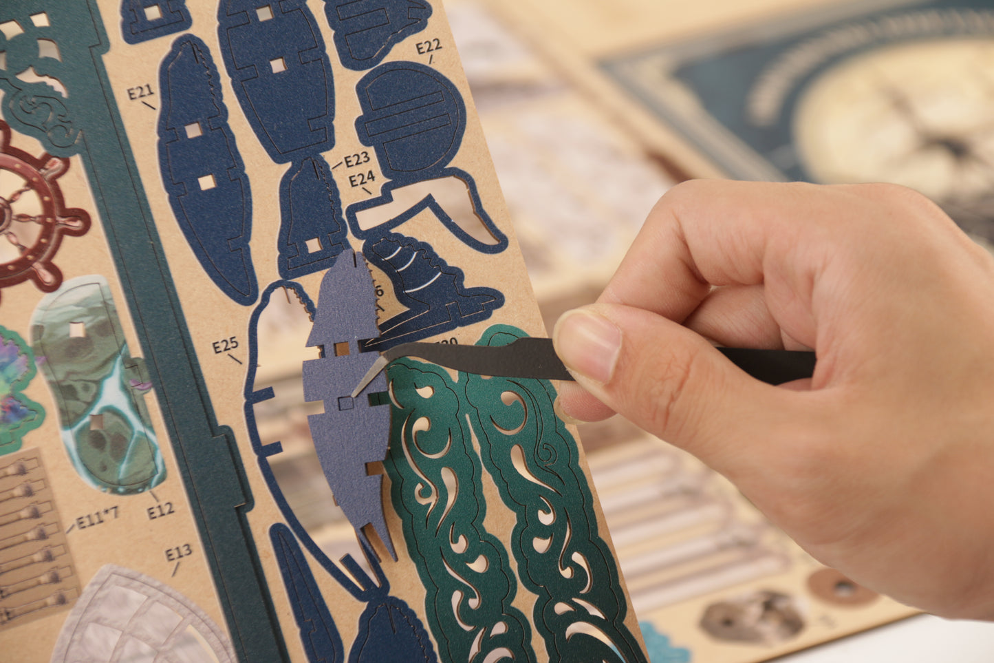 TJWFUNFUN DIY Book Nook Kit – Dark Box Mystery Case Riddle on the Seabed | Difficulty: ★★★☆ | 216 Pieces | 6–8 Hours Assembly | 3D Wooden Puzzle Miniature with LED Lights for Bookshelf Decoration